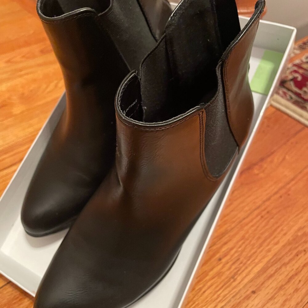 ESPIRIT Black Leather Ankle Boot